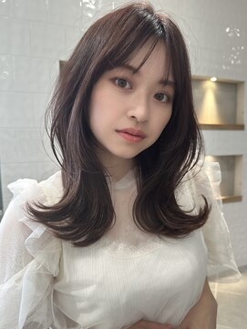 アイヴィ 表参道(IVY) 柔らかフェミニンフェイスレイヤーくびれヘア【肥田亜沙美】