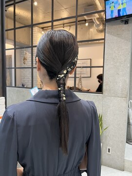 フェリア 渋谷(Feria) 【Feria】 ローポニーアレンジ 福田沙也加