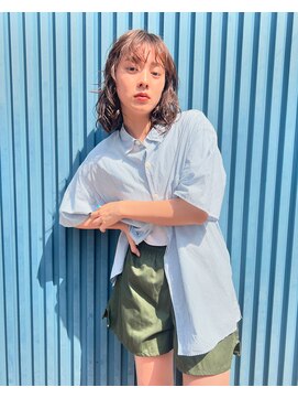 トレス(TRESS) 外ハネレイヤー　ボブレイヤー　ウェーブヘア