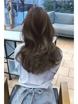 ロングレイヤースタイル