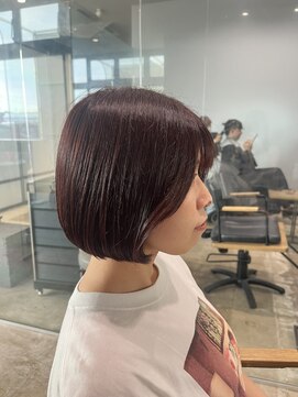 ビーヒアナウ 金沢県庁店(BE HERE NOW) ミニボブ×ボルドーカラー