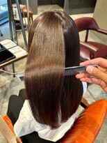 インス(ensue)&nbsp;20代30代40代髪質改善トリートメントショコラブラウンナチュラル