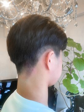 ディアンヌ(Dianne) ツーブロック【Dianne_渡部】