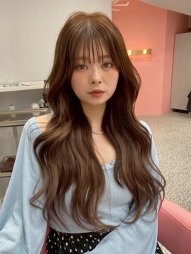 ボタン シブヤ(VOTAN SHIBUYA) 前髪/顔まわり/前髪あり/くびれヘア/ロングヘアー/グレージュ