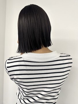 ノウハウ キョウト(KNOWHOW kyoto) 切りっぱなしボブ/顔周りレイヤー/ストレート仕上げ