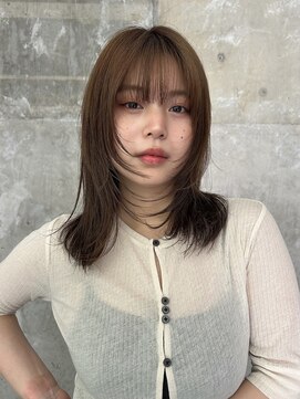 レイヤーカット/フェイスレイヤー/ベージュカラー/心斎橋美容室