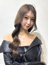 フルブルーム 東林間(fullbloom)&nbsp;レイヤーカット韓国ヘアミルクティーベージュケアブリーチ