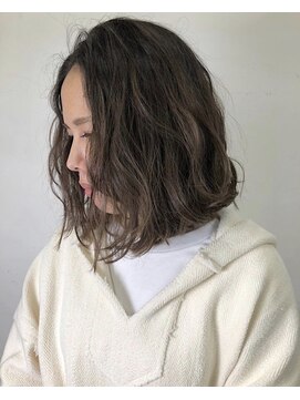 メロウ(MELLOW) ブリーチハイライト×クールグレー