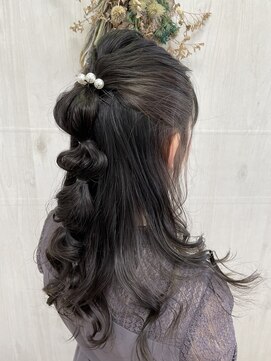 プランタン(Printemps) #ヘアアレンジ＃ハーフアップ＃ヘアセット＃インナーカラー