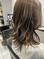 フラミューム 三島(flammeum)&nbsp;ミディアムレイヤー×ラベンダーグレージュ