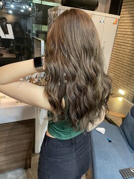 ラフ 難波店(LAFF) #黒髪#ボブルフ#ネビージュ#小顔#ワンレン