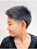 キッズでも格好良く！アップバングツーブロック