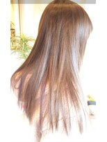 アルテミア&nbsp;サラ艶ストレートヘアー