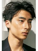 センターパートニュアンスパーマ刈り上げツーブロックメンズヘア