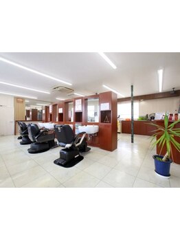 【理容室/専用駐車場有】トレンドスタイル～バーバースタイルまでメンズスタイルなら当店にお任せ☆