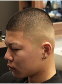 20代30代短髪スキンフェード刈り上げメンズツーブロック