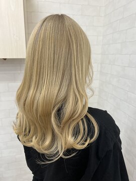 イイカンジヘア(iikanji hair) 【iikanji hair】セミロング×プラチナブロンド