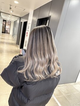 エリーゼ(elise) バレイヤージュだよ