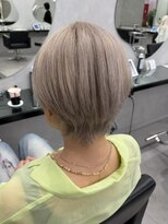 ヴィヒタ 川越 本川越(VIHTA.)&nbsp;ブリーチダブルカラーホワイトベージュカラー川越本川越