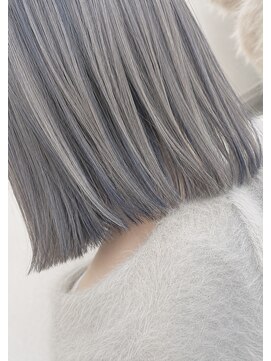 アンフィ ヘアー(Amphi hair) ブルーブラックハイライト♪