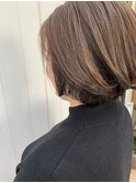 ショートボブ