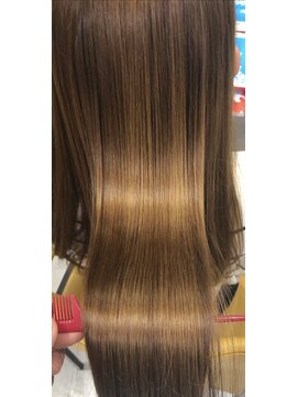 ルーシャス(Luscious) ツヤ髪