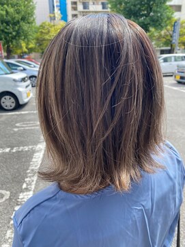 ハサミバイアトリエナガノ 千葉(8sami by atelier nagano) デザインカラー/レイヤーカット/ウエットヘア/オリーブベージュ