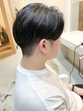 アン(un) 刈り上げマッシュ