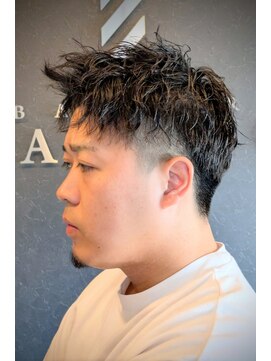 バーバークラシックス(BARBER CLASSICS) 高見え！ツイストスパイラルパーマ！