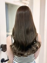 レア 表参道(L'ea)&nbsp;黒髪クラゲヘアーオリーブグレー小顔ココアベージュ