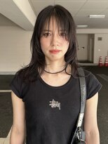 ムジーク(Musiiik)&nbsp;黒髪のラフなレイヤースタイル