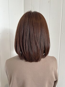 艶々前上がりボブ