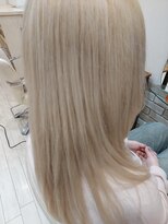 ヨンレベル(4level)&nbsp;ホワイトベージュ系カラー