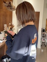 パル バイ ラベスト(Pal by lovest)&nbsp;切りっぱなしボブ×ハイライト◎透明感グレージュ