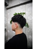 スキンフェード×アップバング