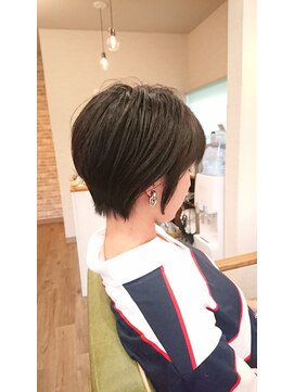 ミエル(miel) 【hair design miel】耳かけショートボブ