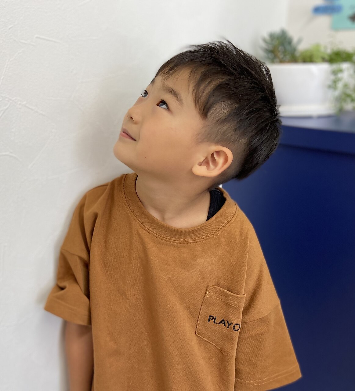 『理容室』小学生までのお子様カット￥2200