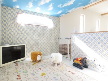 ソポラシア(sopo rasia)の写真/【キッズスペース有】施術スペースの奥でおもちゃと絵本がたくさんある充実した空間も◎