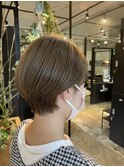 ショートヘア
