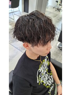 ピースバイラフトーキョウ(V by RAF Tokyo) ツイストスパイラルパーマ/刈り上げ/簡単スタイリング