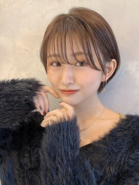 トルネード(TORNADO) 丸みショート シースルーバング エギョモリ 骨格補正カットS1110