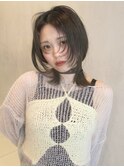 アッシュグレージュ