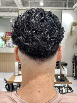 ゼストララ(ZEST Lara) 【YUICHI】スキンフェード宮城リョータパーマ【吉祥寺】