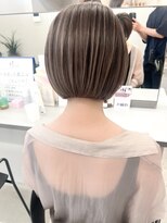 ネイロ バイ ジルブラン 葛西(NeiRo by JIL BLAN)&nbsp;ハイライト白髪ぼかしダブルカラーインナーカラーショートボブ