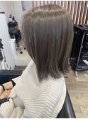 白髪ぼかし/イメチェンヘアスタイル/前髪カタログ/ミディアム