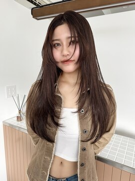 シクネ 新潟駅 万代(SHICUNE) 【新潟/万代】10代20代30代　ロングレイヤー　ハッシュカット