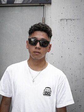 プロショップウェーブ(PRO SHOP WAVE) アッシュブラック/カルマパーマ/ベリーショート/原宿