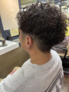 ヘッドショップパワープラス ツイストスパイラルパーマ/社会人カット/社会人パーマ/襟足