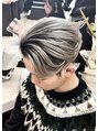 フォルテ 草薙店 ホワイトシルバーバレイヤージュ