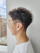 【メンズのパーマ】で理想の動きを◎ニュアンスからツイストスパイラルまで楽々セットのスタイルに♪